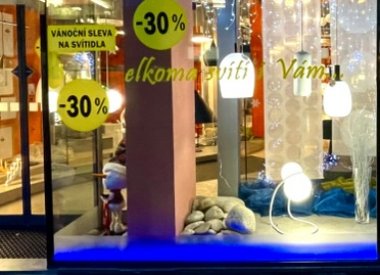 Svítidla skladem – připravená rovnou k&nbsp;odběru!