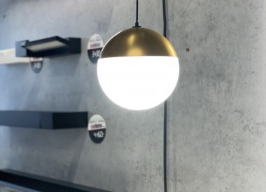 Světlo, které dává prostoru život: Přijďte do studia Elkoma